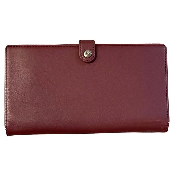 Matt & Nat Vegan Leather Wallet [2/$40] - Picture 2 of 8